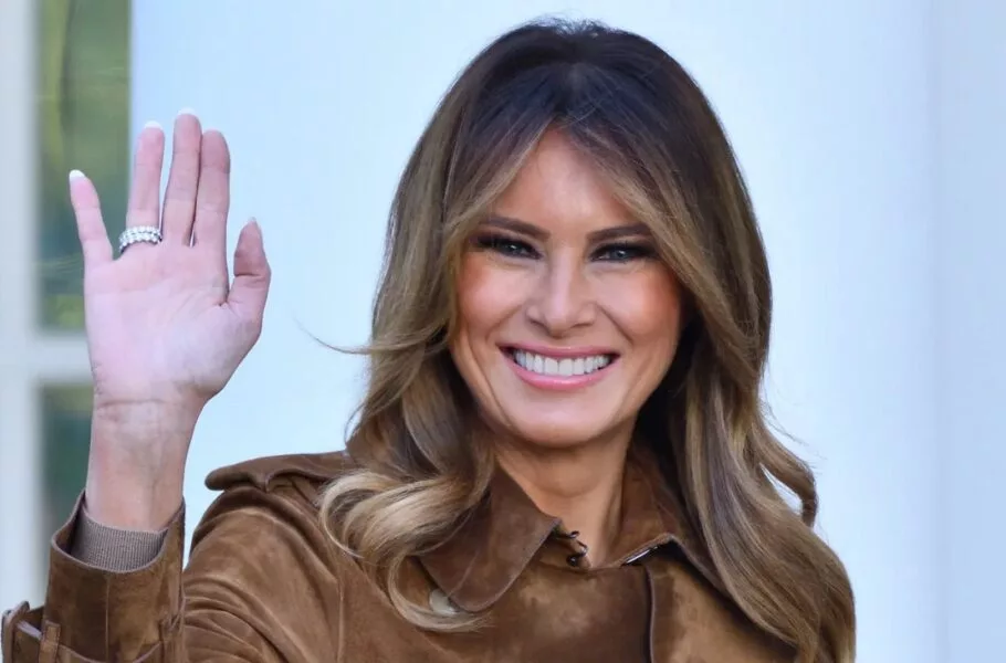 لورس :ملانیا ترامپ هم در آستانه تحلیف میم‌کوین راه‌اندازی کرد؛ افت ارزش کوین دونالد ترامپ