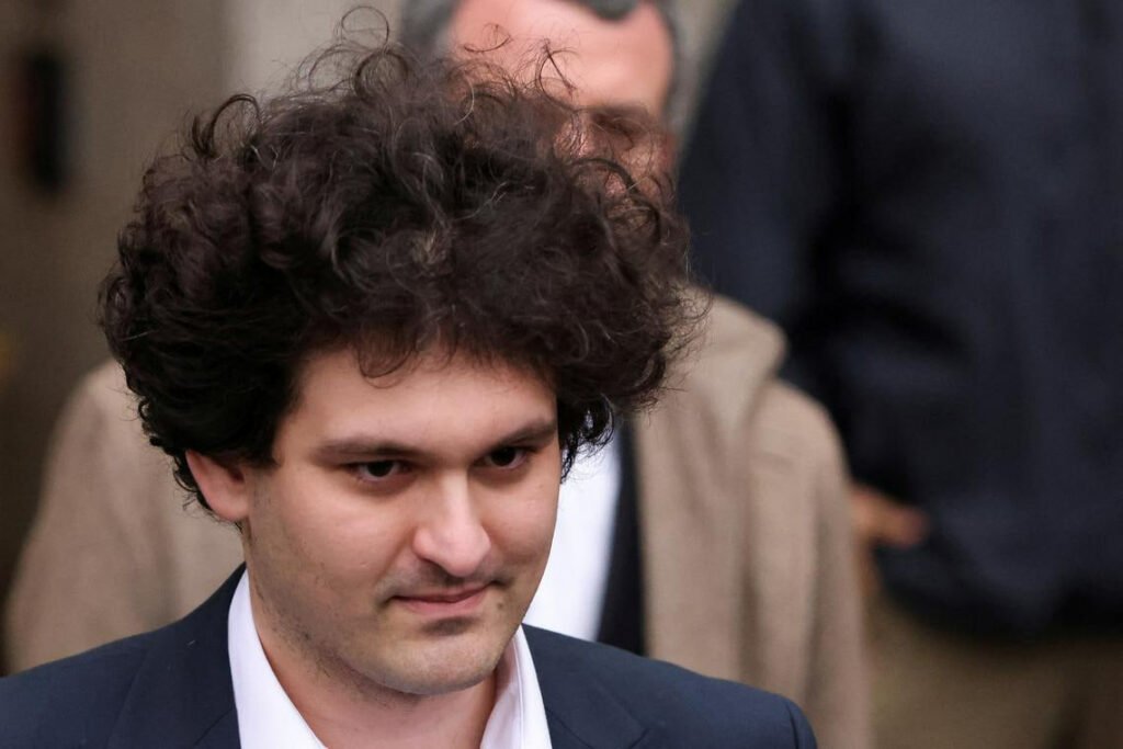 والدین مدیرعامل سابق صرافی FTX به دنبال عفو او توسط ترامپ هستند