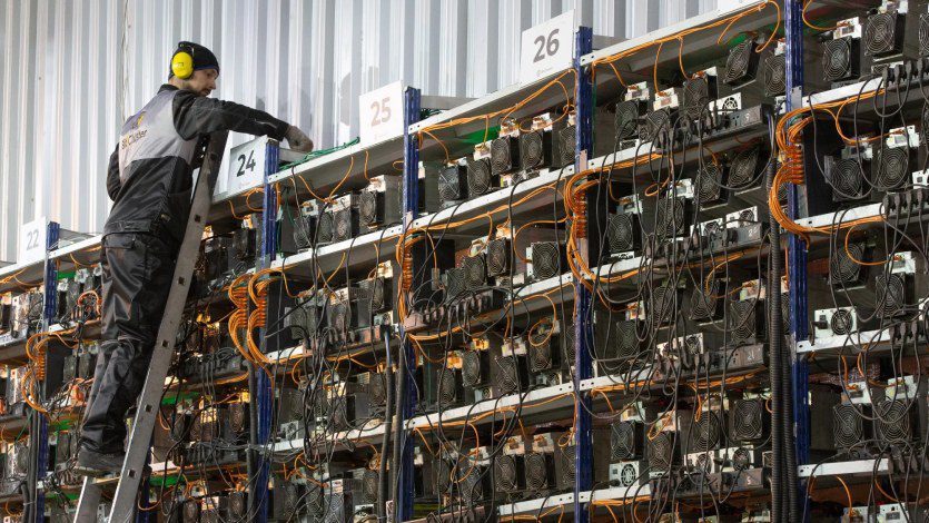 استخرهای ماینینگ