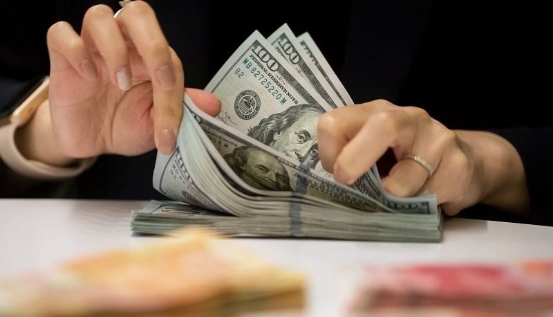 دردسرهای انتقال دلار حواله ای در ایران