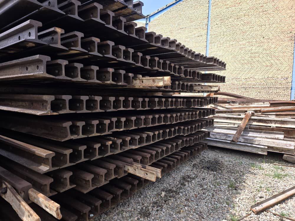 لورس :ریل راه آهن انواع و کاربردهای آهن